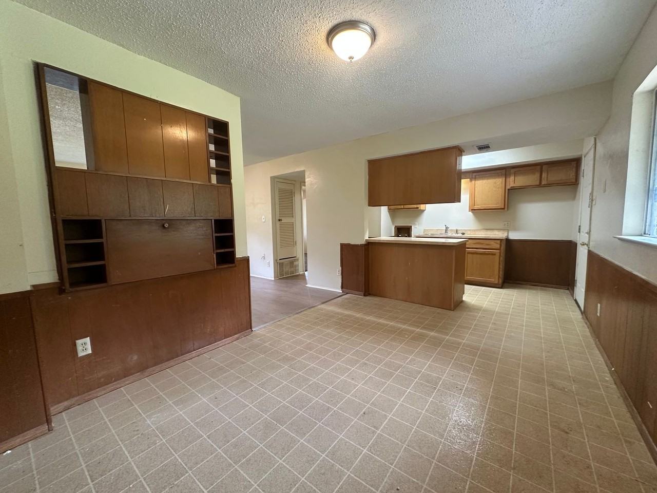 4000 Acree St - Photo 7 of 23