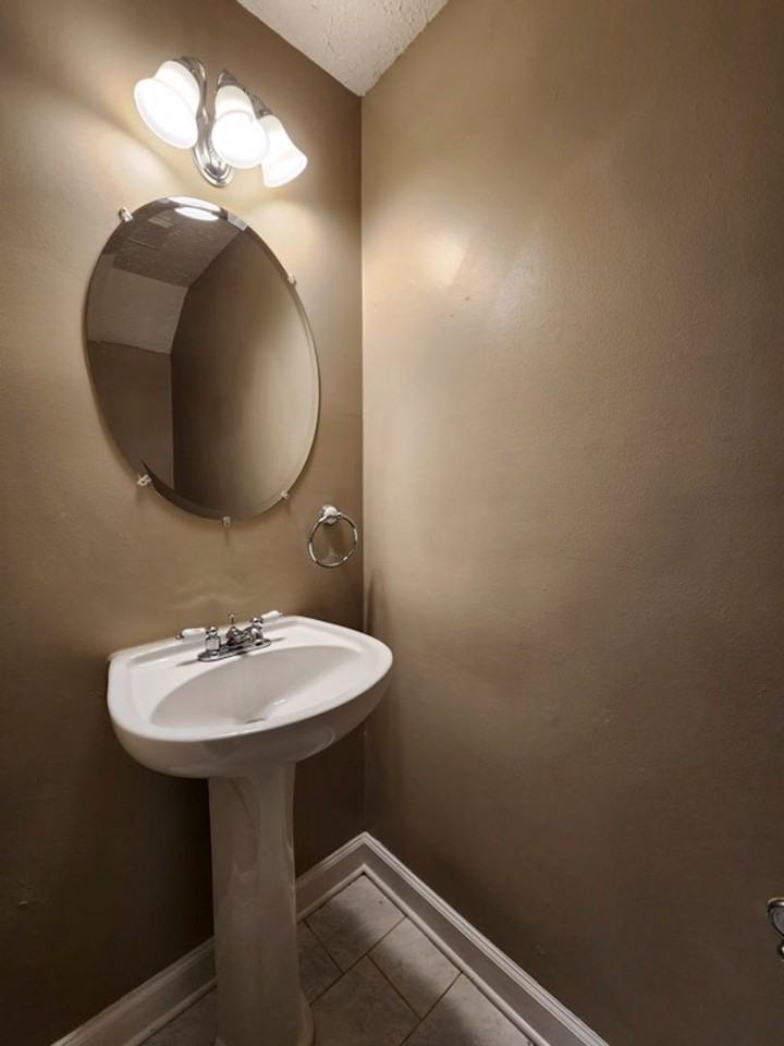 3547 Main Station Dr Sw - Photo 6 of 15