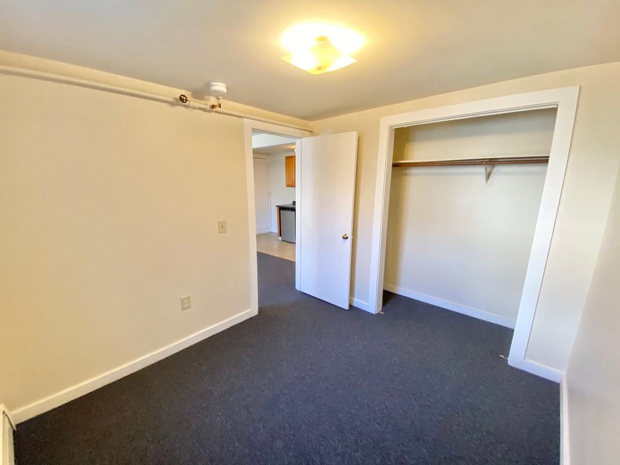 24 Main St - Photo 6 of 9
