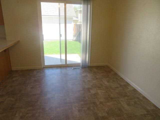 3010 W Madison Ave - Photo 5 of 17