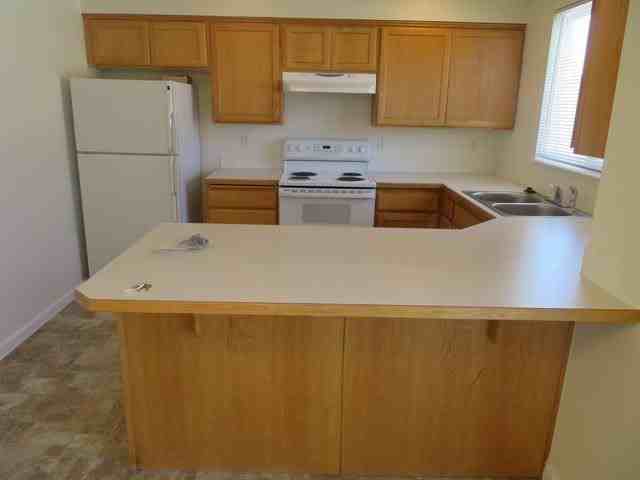 3010 W Madison Ave - Photo 6 of 17