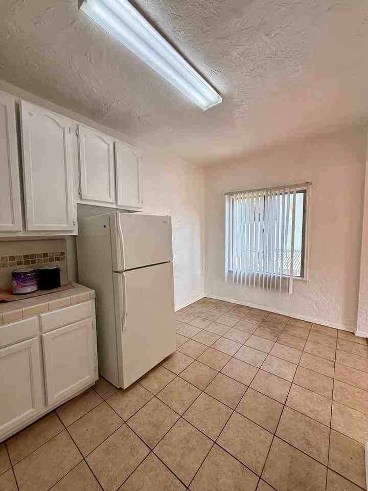 1534 Winona Blvd. - Photo 5 of 8