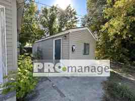 featured image of 437 W Crowley St