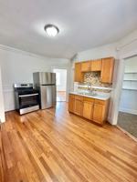 featured image of 90 Monroe St