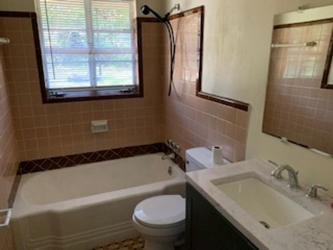 5508 Overlook Rd - Photo 6 of 10