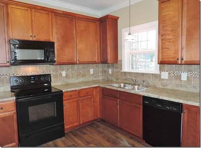 6776 Flat Rock Rd - Photo 4 of 10