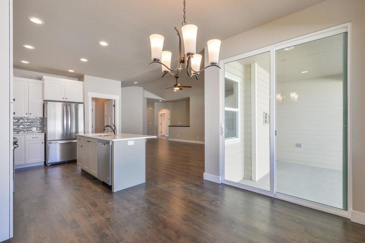 1516 Tundra Ave - Photo 5 of 21