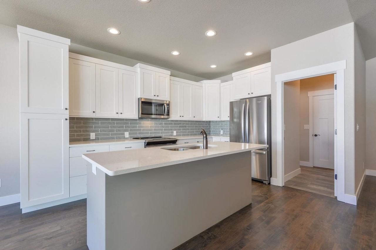 1516 Tundra Ave - Photo 7 of 21