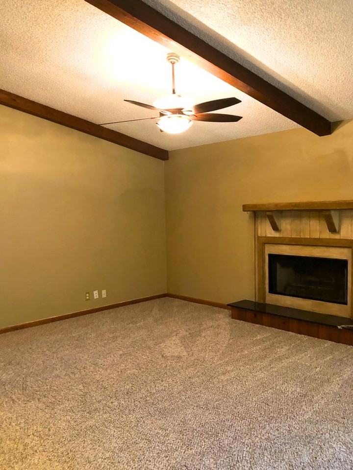 502 Hunt Club Rd - Photo 6 of 21