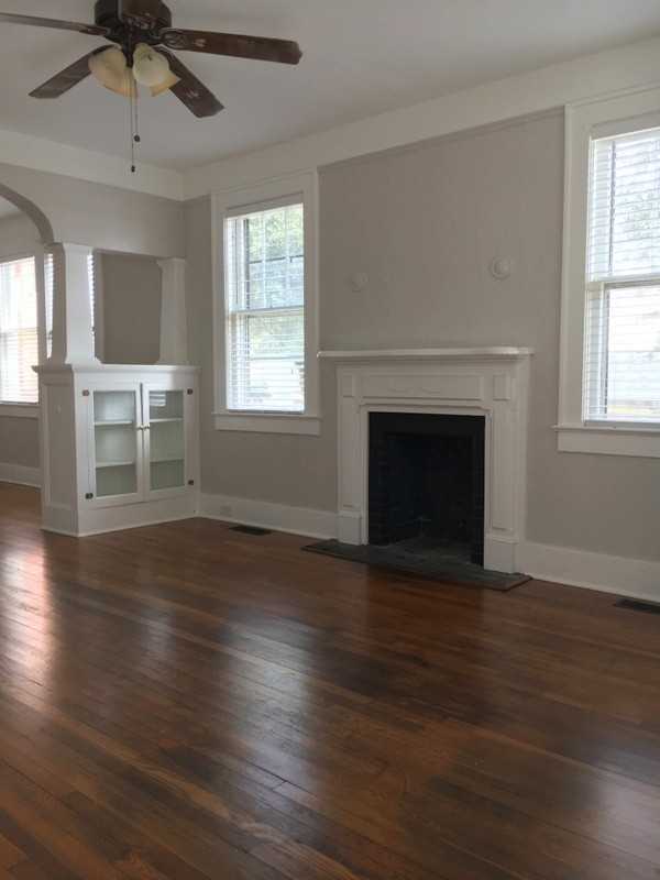 1004 Bethany St - Photo 3 of 12