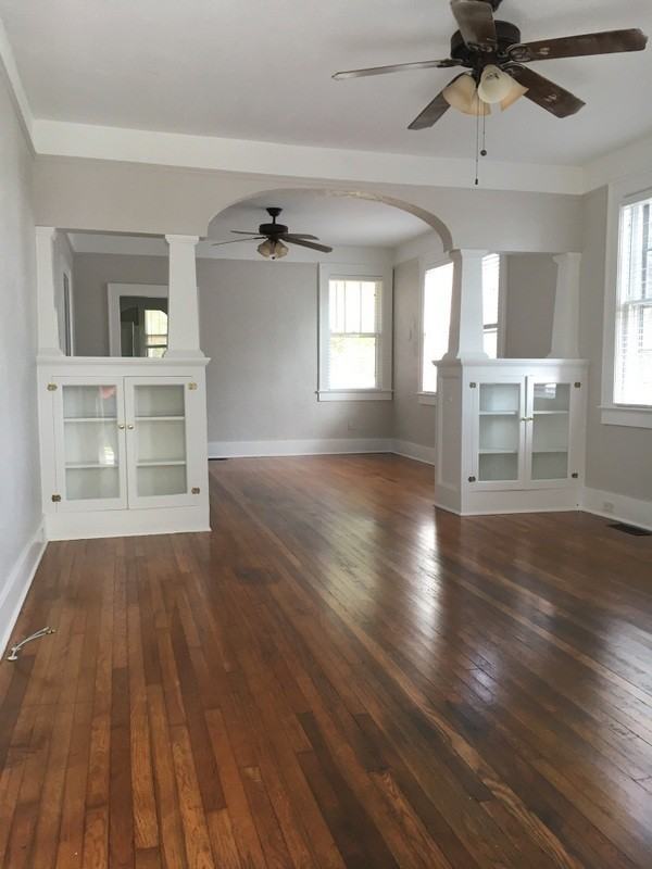 1004 Bethany St - Photo 4 of 12