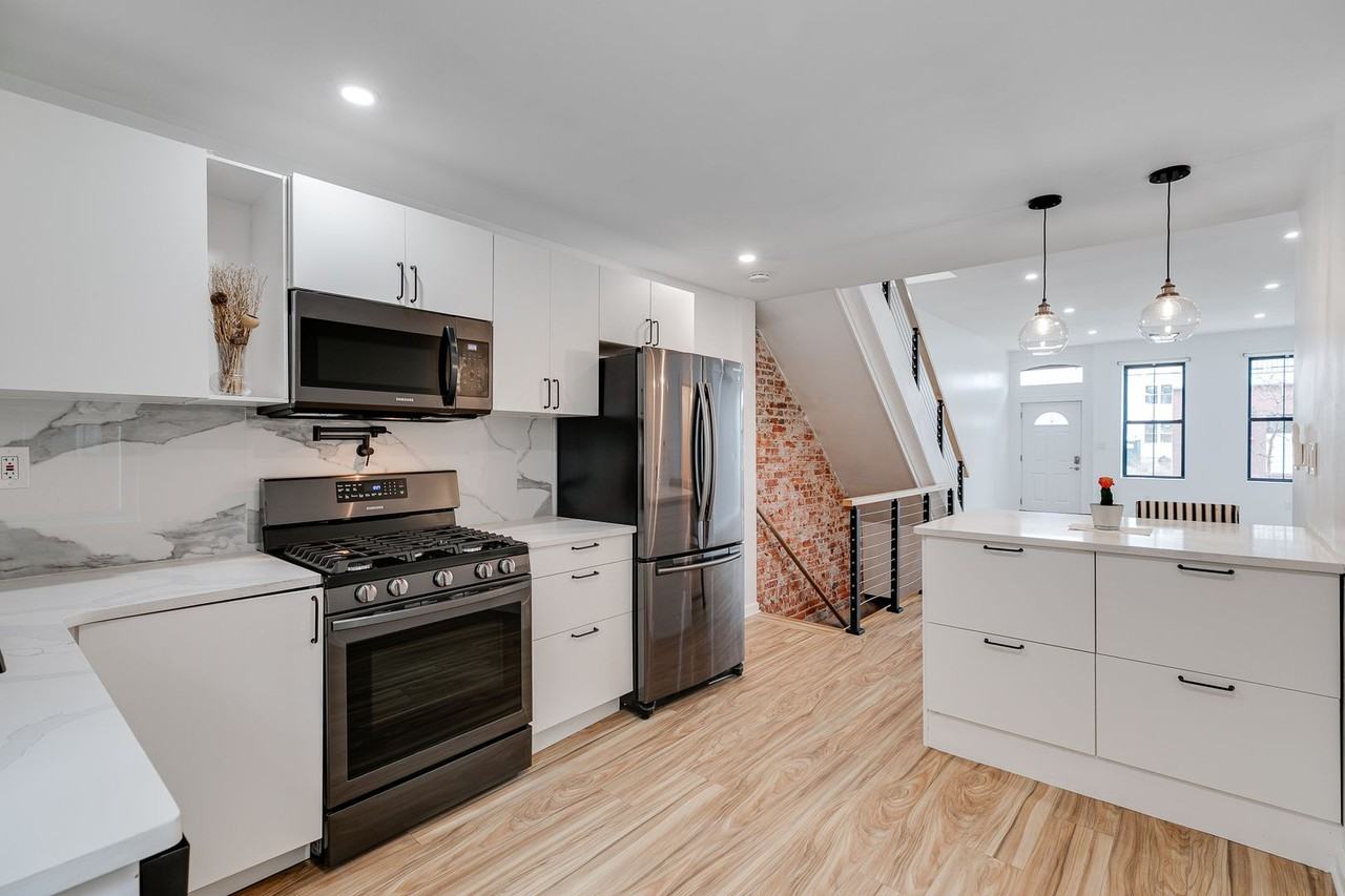 1506 N Stillman St - Photo 3 of 29