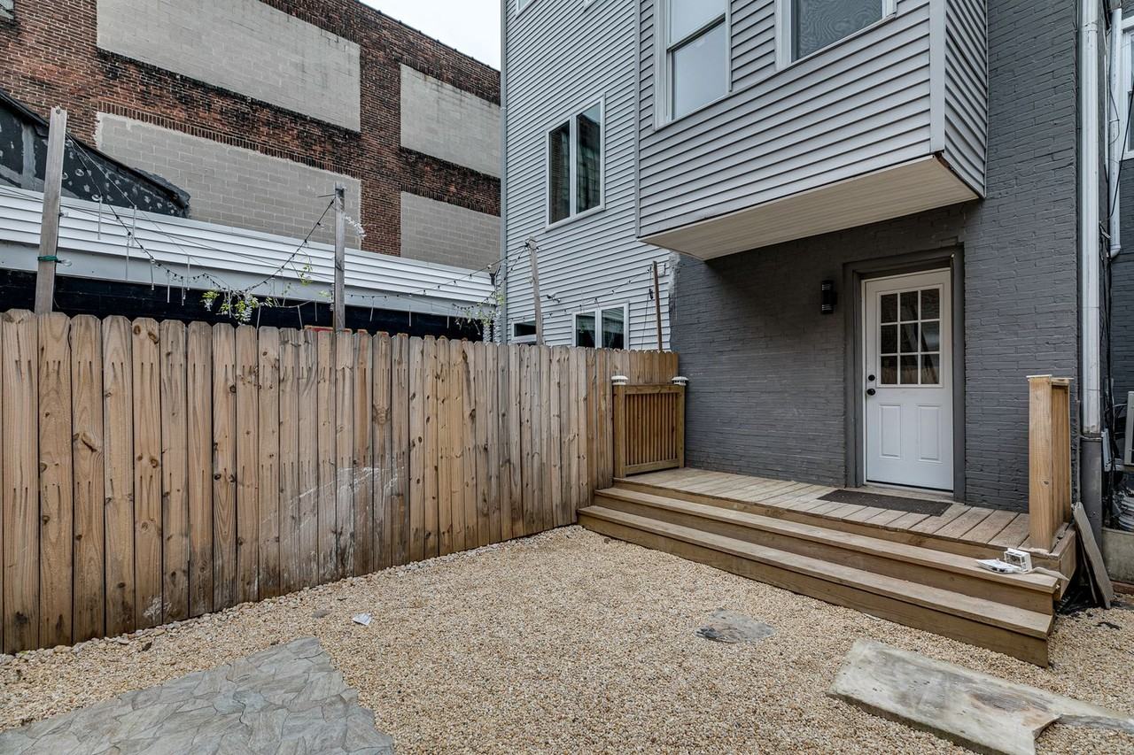 1506 N Stillman St - Photo 5 of 29