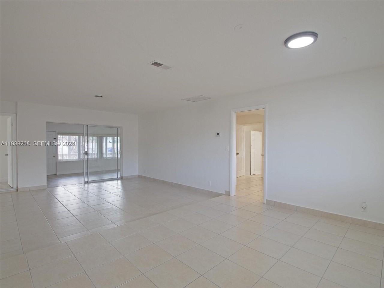5510 Johnson Street - Photo 4 of 17