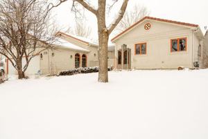featured image of 2209 Greenmont Ct