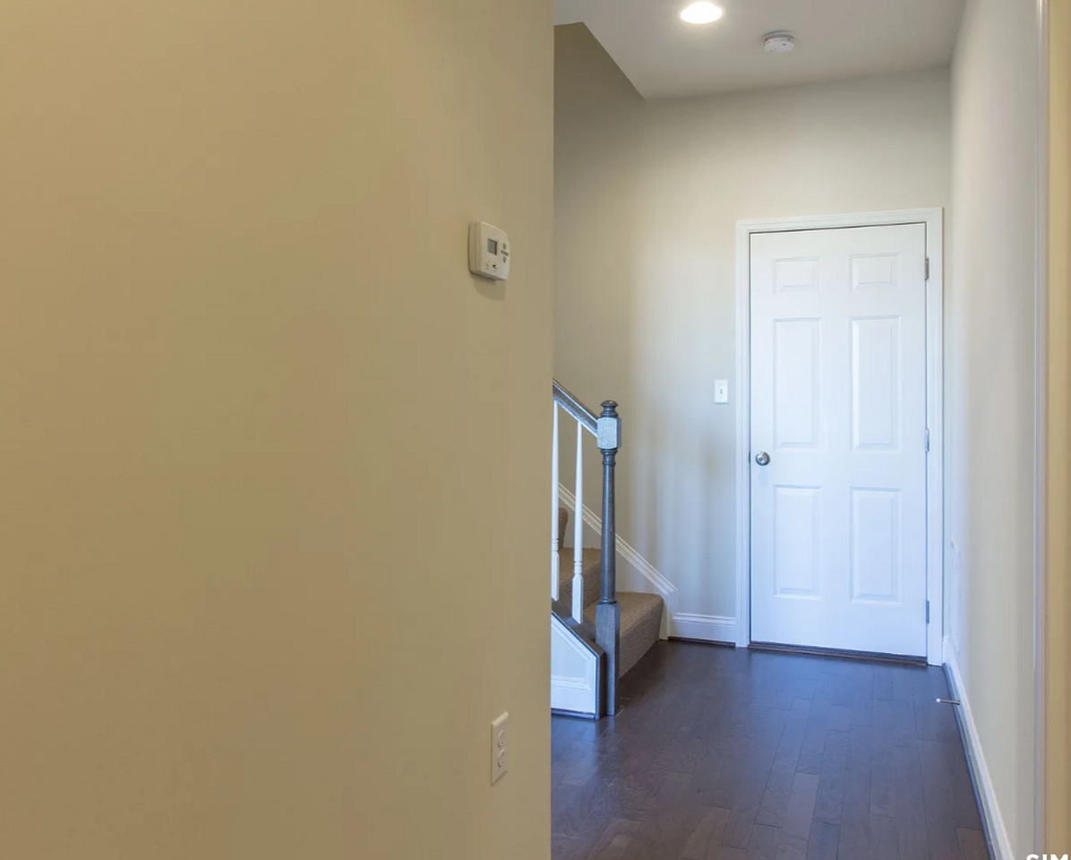 610 Mayer Pl - Photo 2 of 22