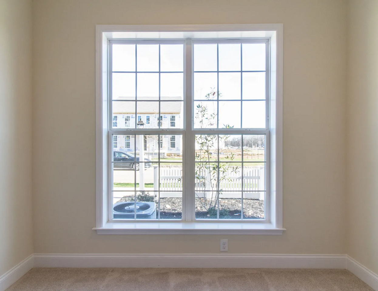 610 Mayer Pl - Photo 5 of 22