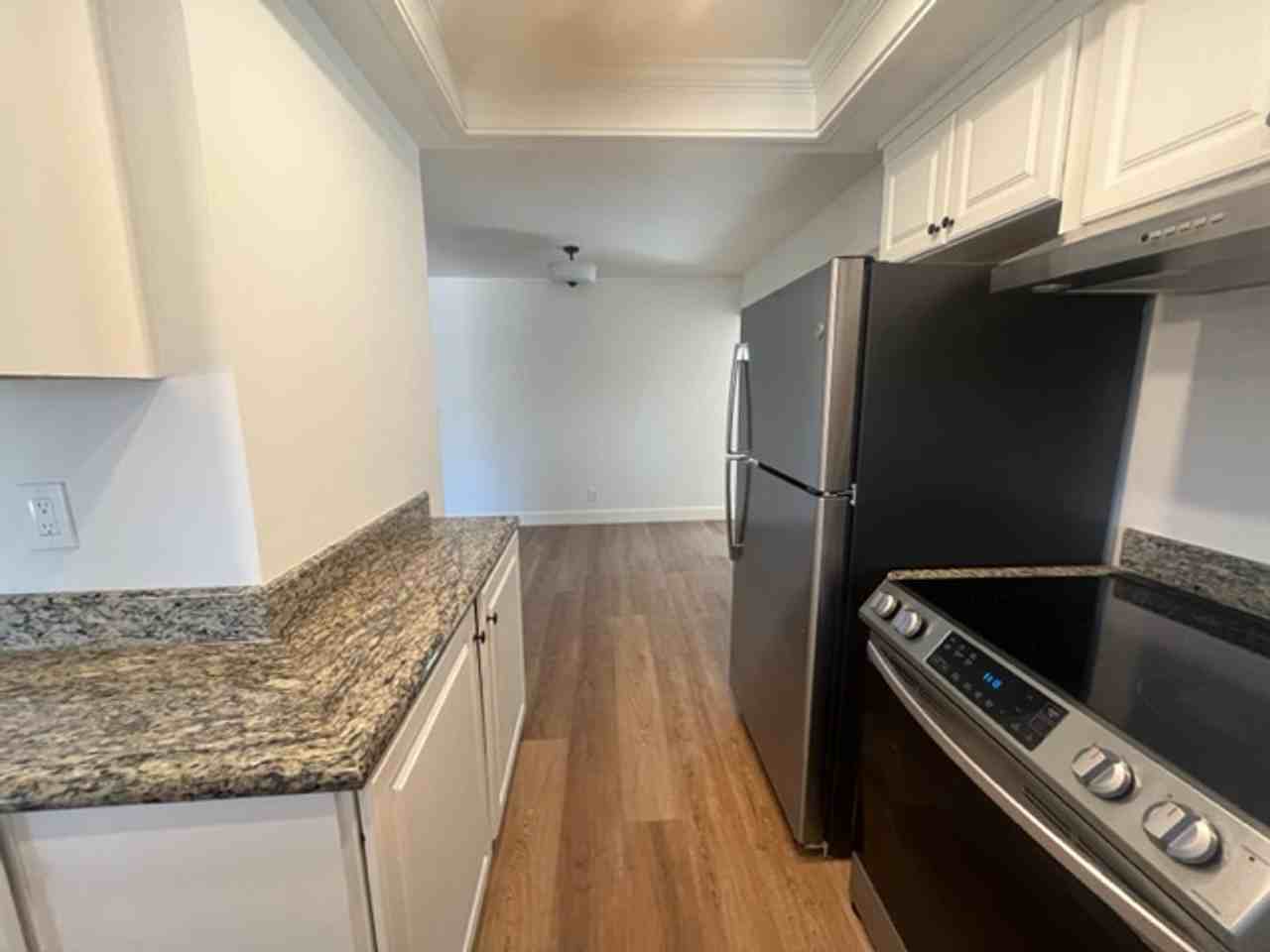 6850 Heath Ct - Photo 6 of 21