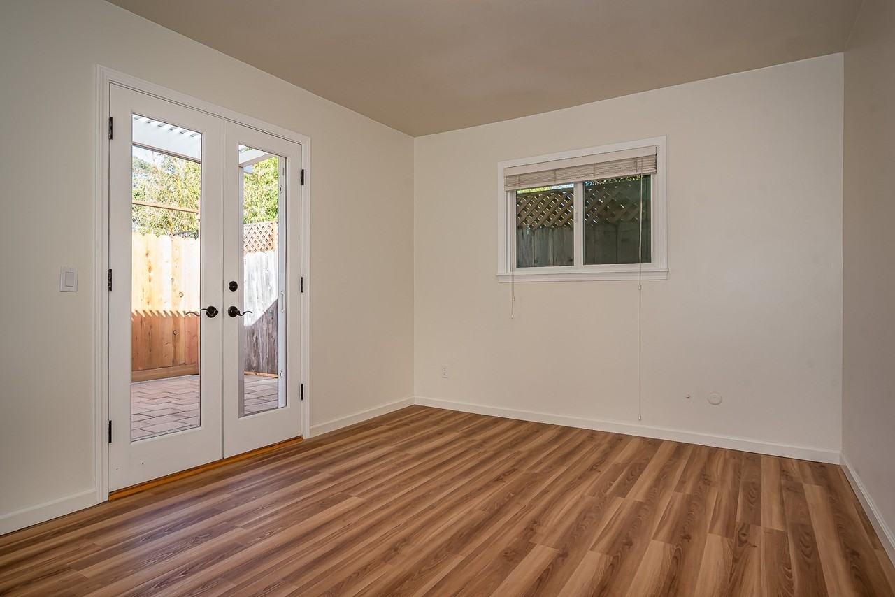 1821 Fearn Ave - Photo 7 of 11