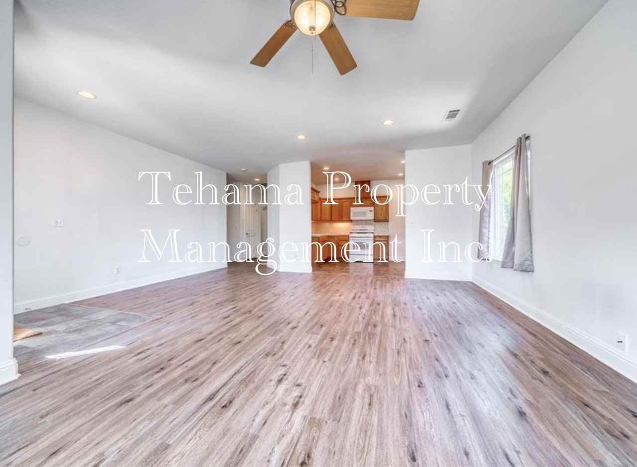 400 James Ct - Photo 3 of 18