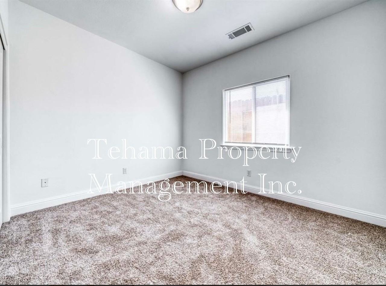 400 James Ct - Photo 7 of 18