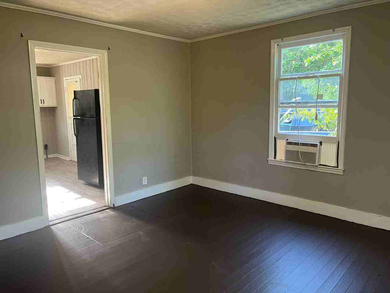 408 N 16th St - Photo 2 of 9