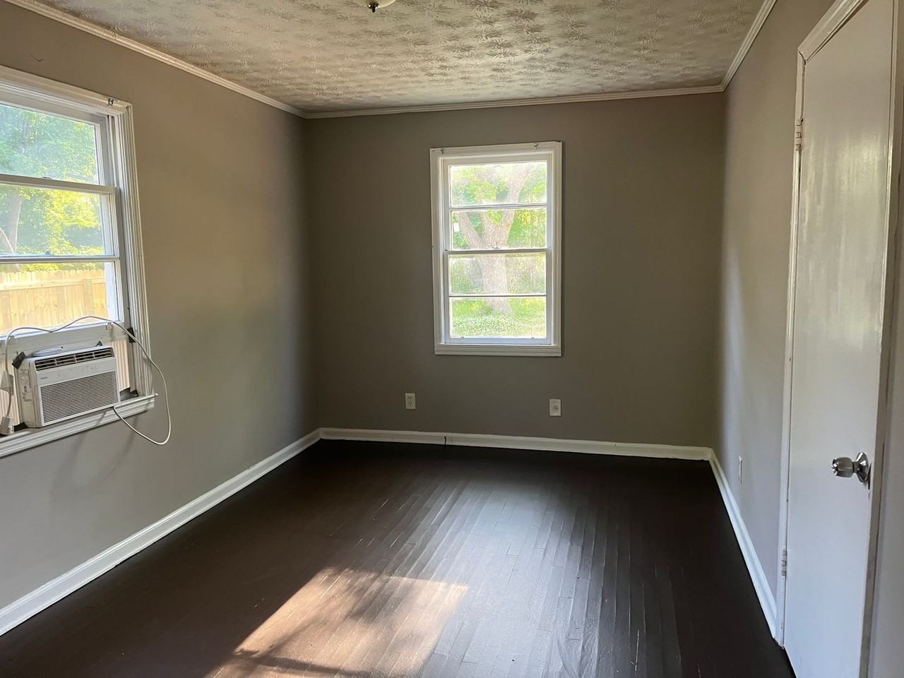 408 N 16th St - Photo 5 of 9