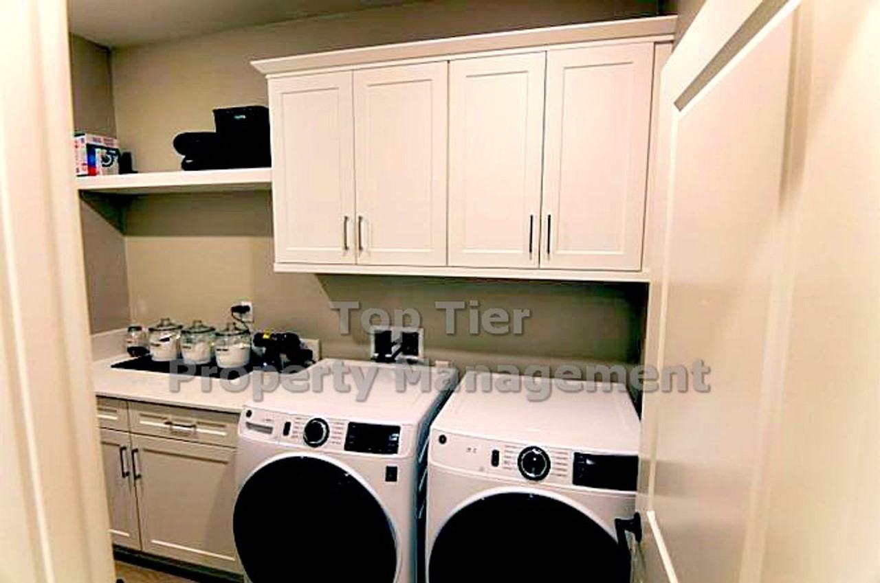 2061 Julie Dawn Pl - Photo 7 of 13