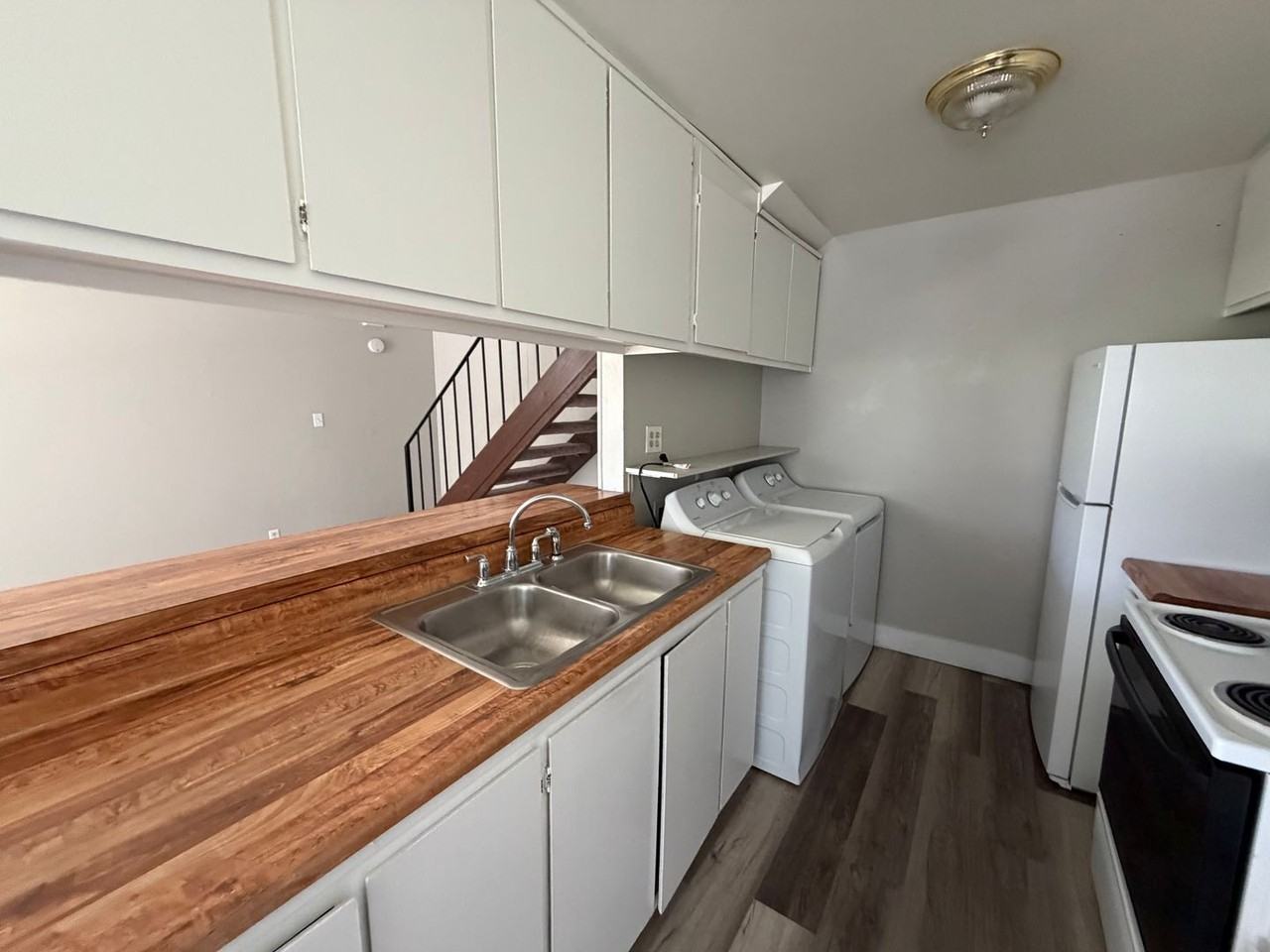 641 Oakwood Dr #3 - Photo 6 of 8