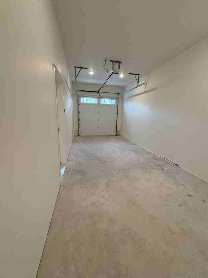 3619 Sussex Dr - Photo 2 of 6