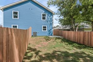 featured image of 1115 S Terrace St #B