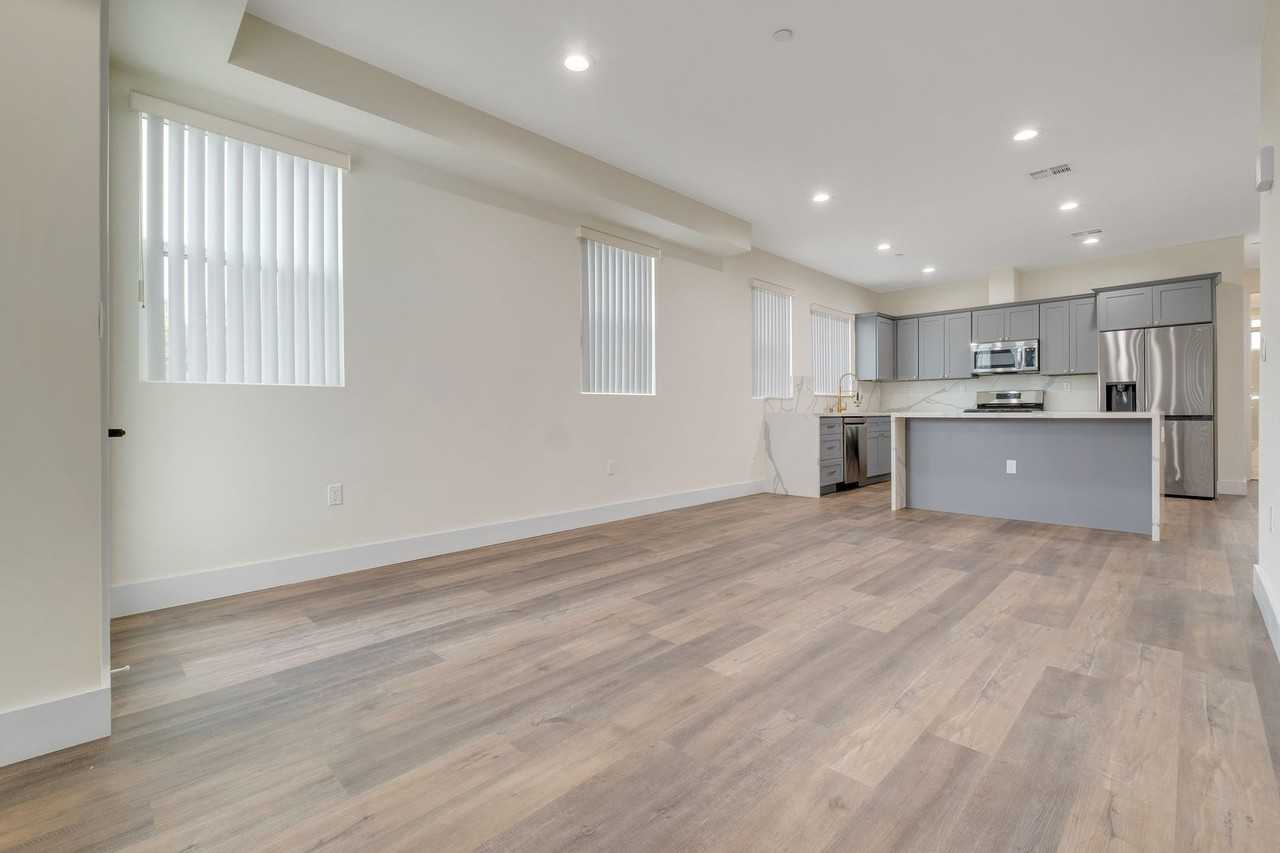 11619 Ayres Ave - Photo 7 of 27