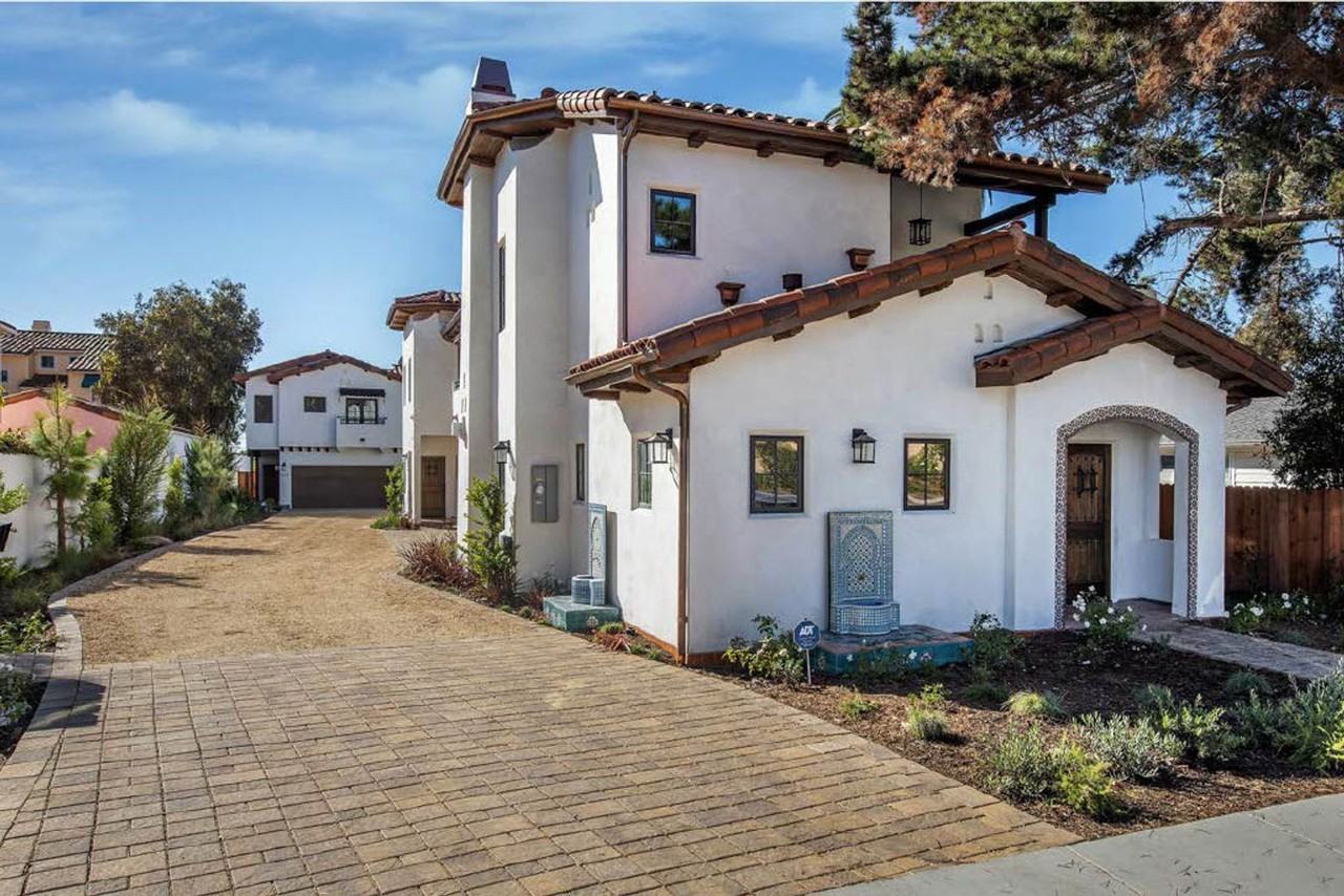 4285 Carpinteria Ave