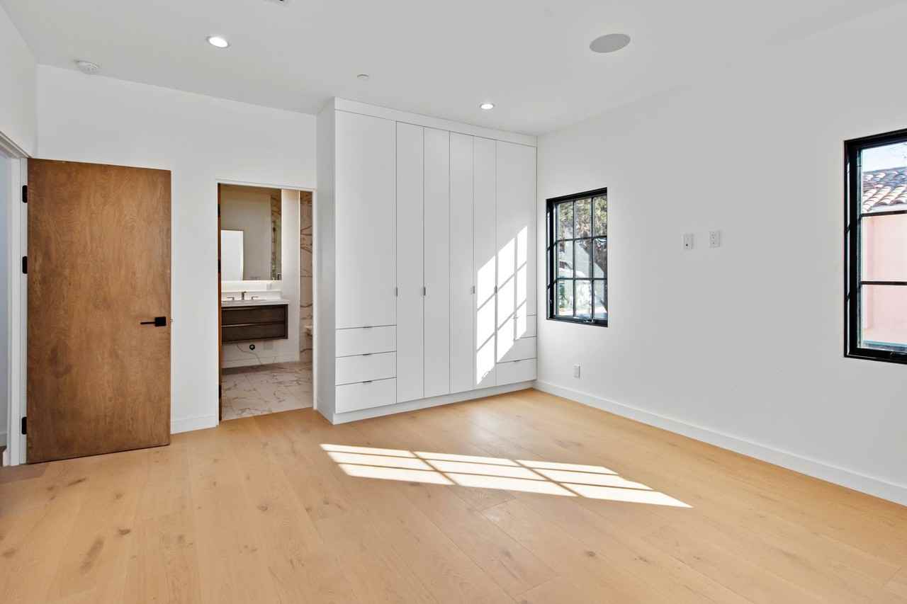 4285 Carpinteria Ave - Photo 5 of 14