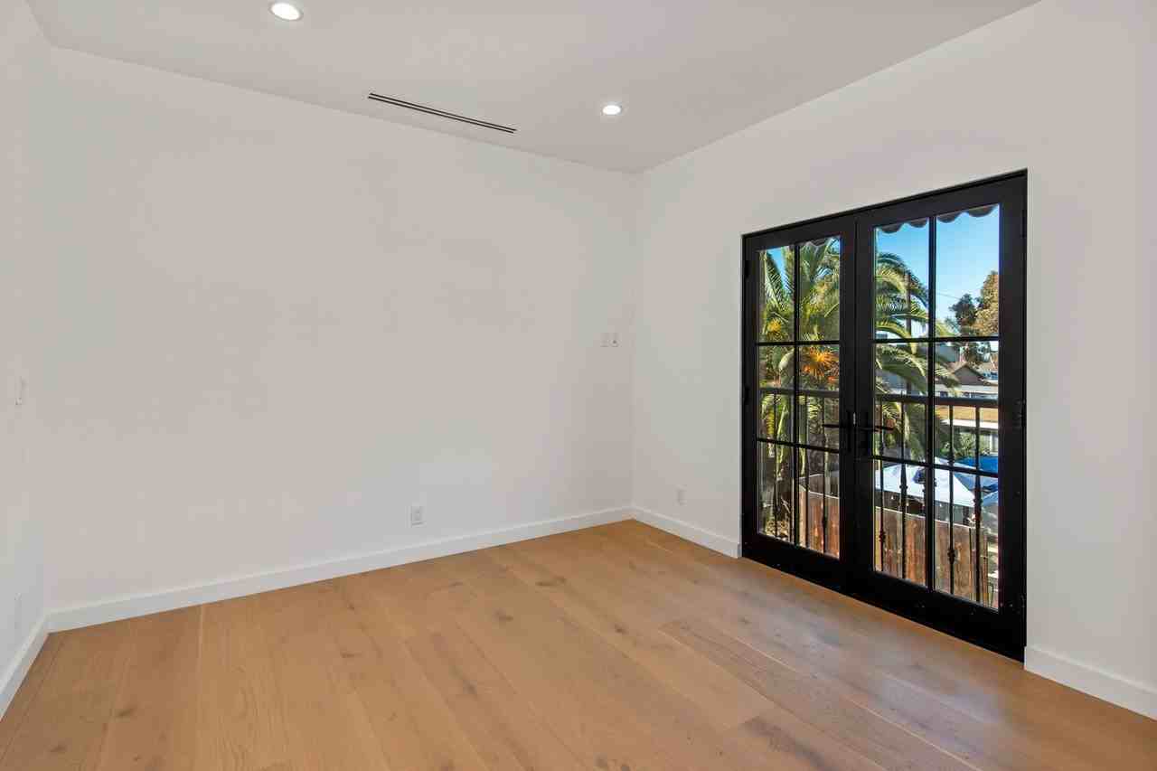 4285 Carpinteria Ave - Photo 7 of 14