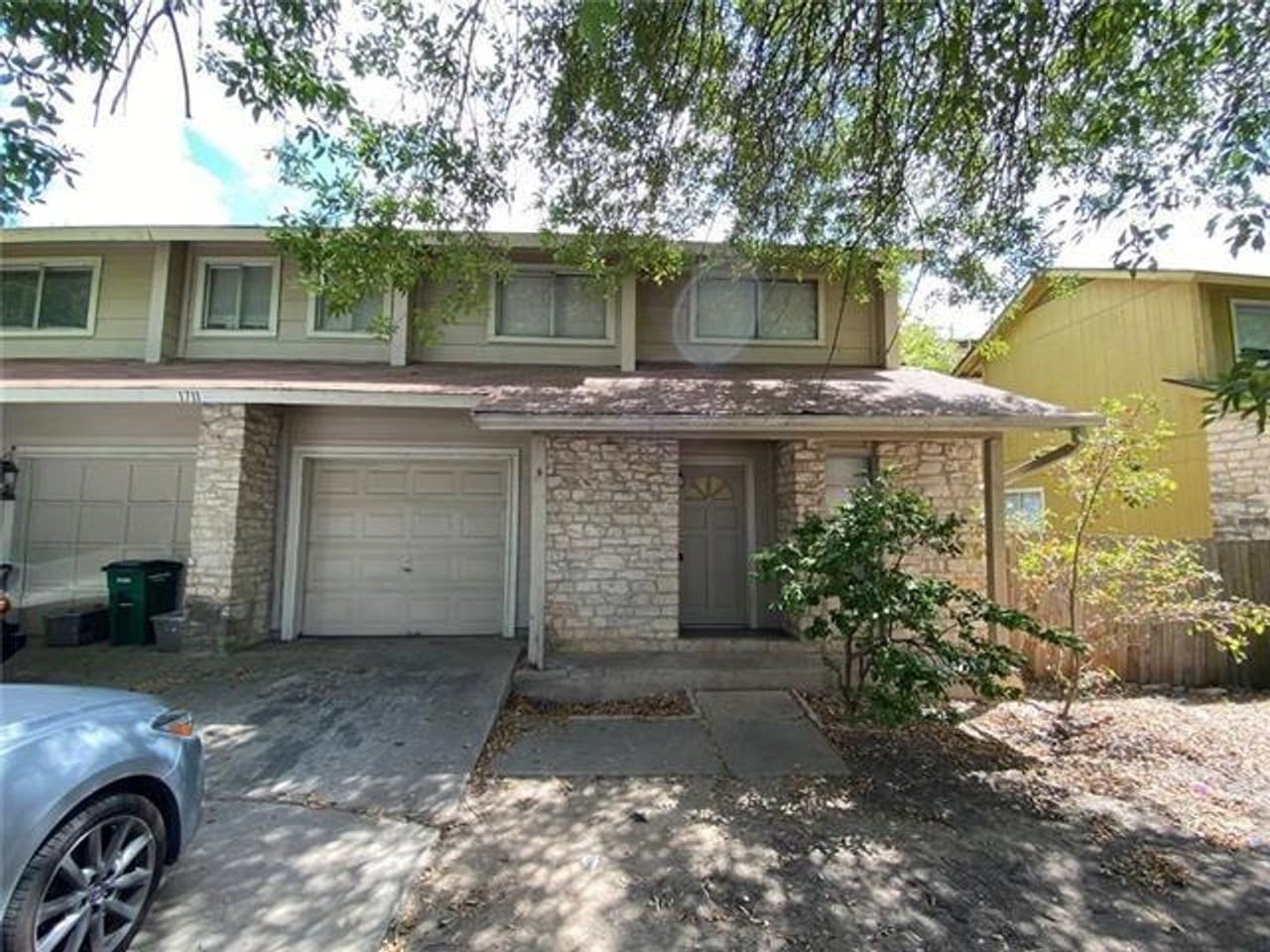 1711 Burton Dr #B - Photo 3 of 10