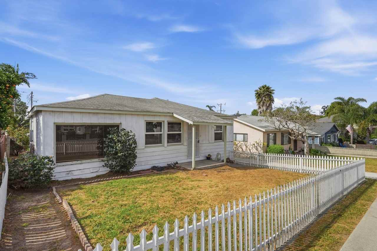 5112 W 139th St - Photo 3 of 26