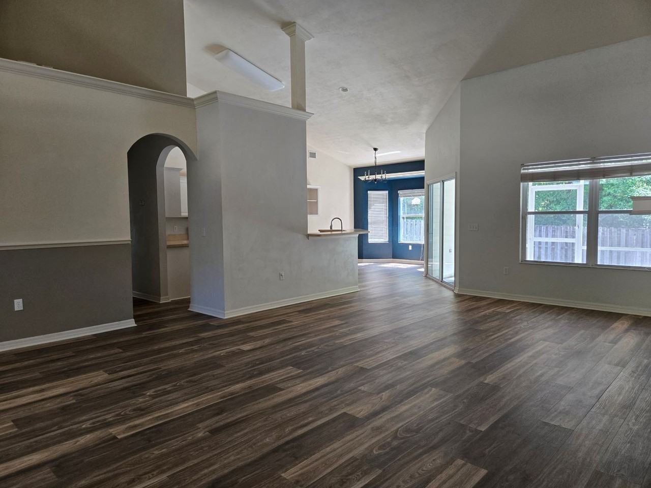 1657 Sw 66th Dr - Photo 2 of 47