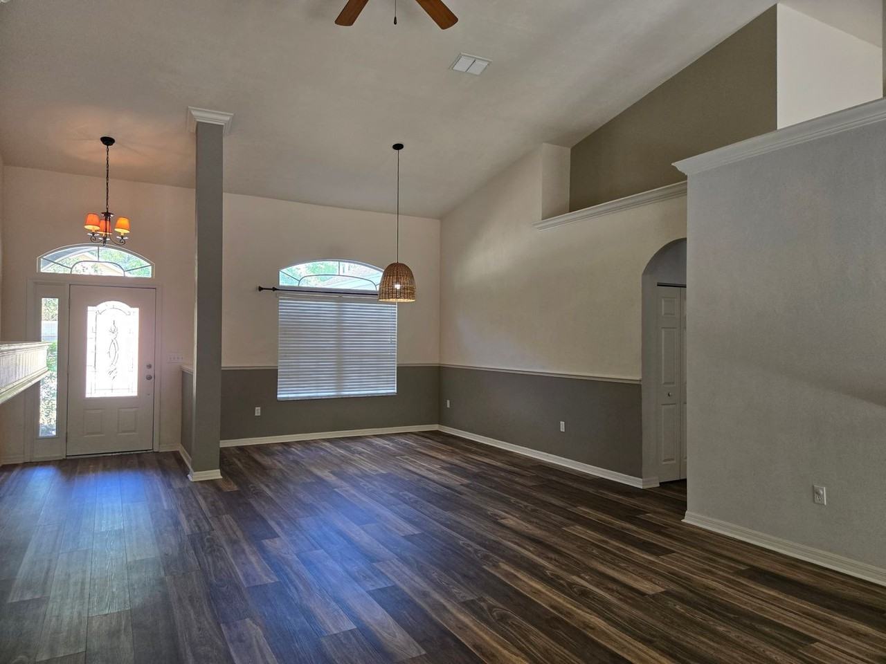 1657 Sw 66th Dr - Photo 4 of 47