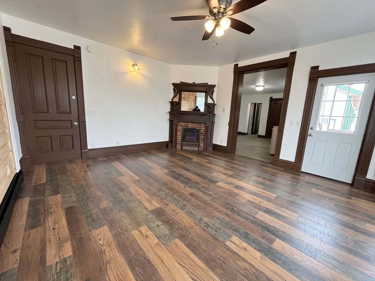 800 W 12th St #2 - Photo 2 of 19