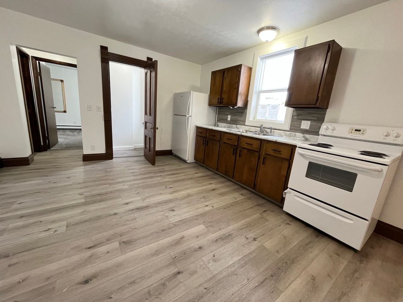 800 W 12th St #2 - Photo 6 of 19