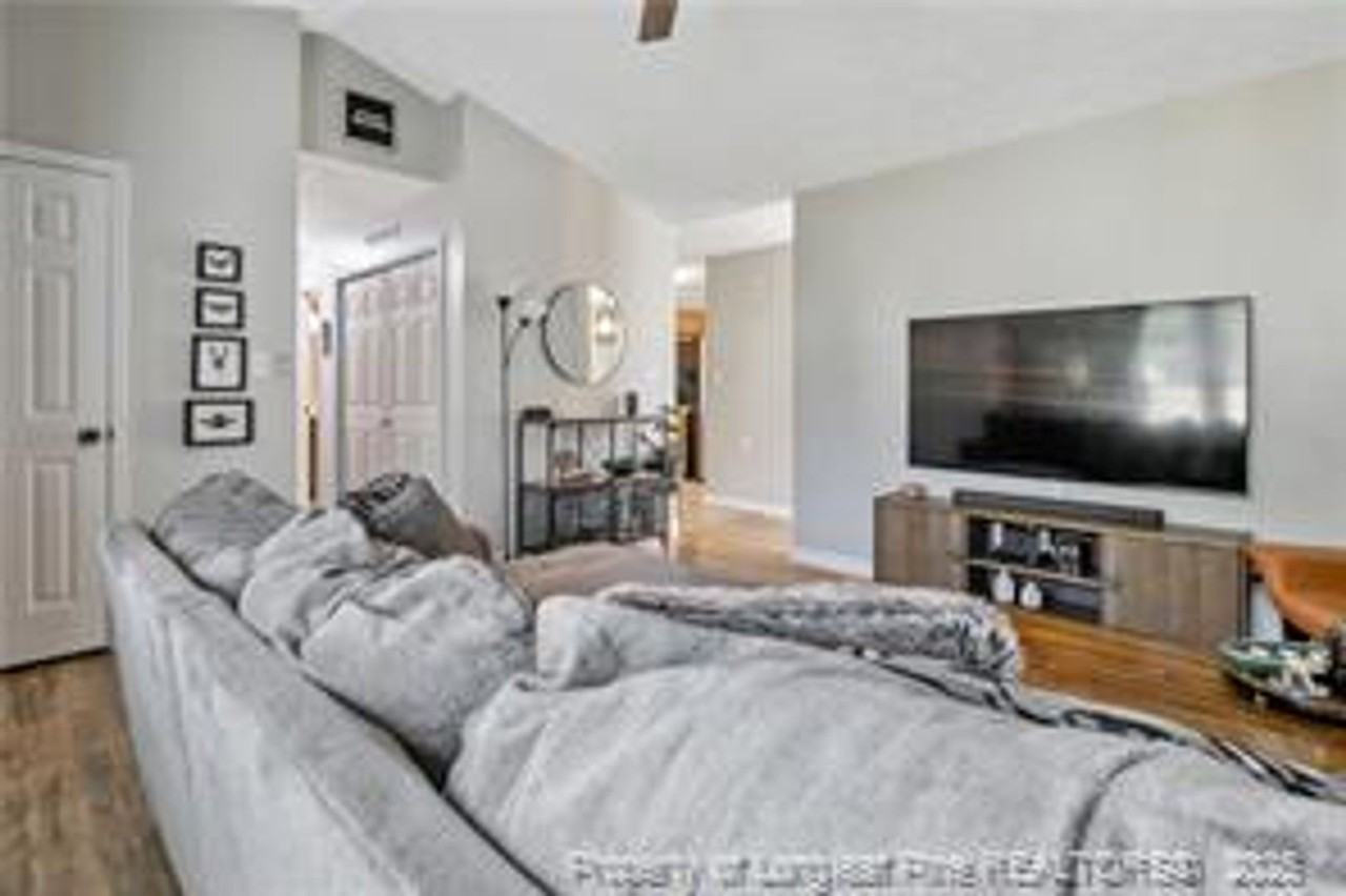 2527 Silver Bell Loop - Photo 6 of 26