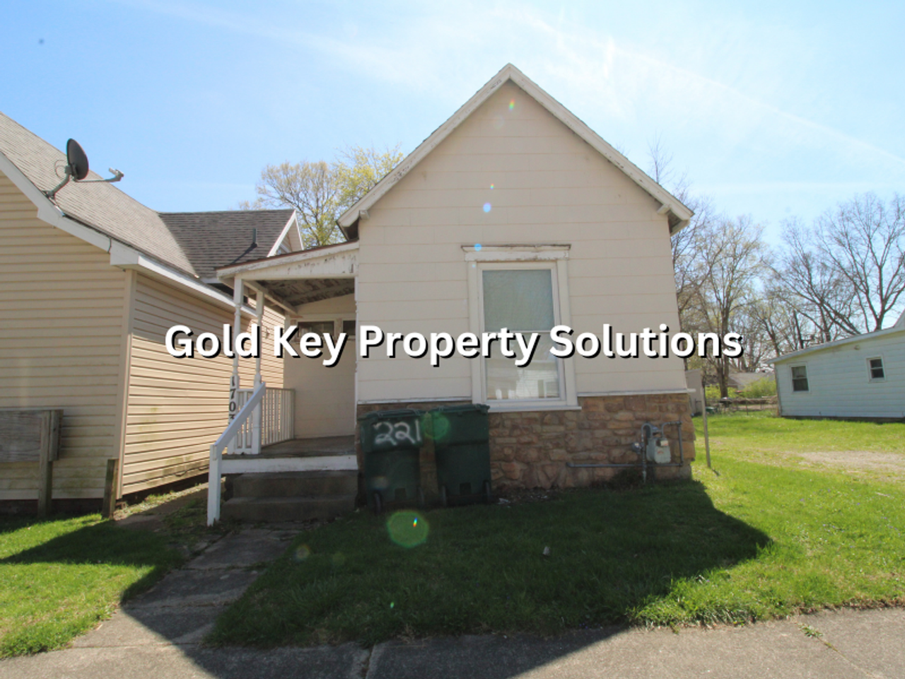 1703 W Adams St - Photo 3 of 12