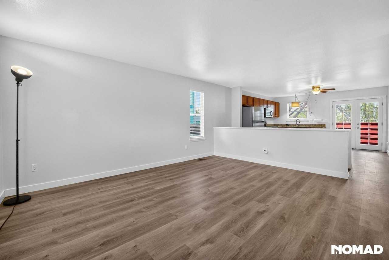 5082 E 112th Pl - Photo 7 of 32