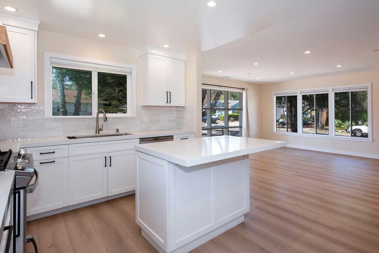 1398 Santa Rita Cir - Photo 6 of 16