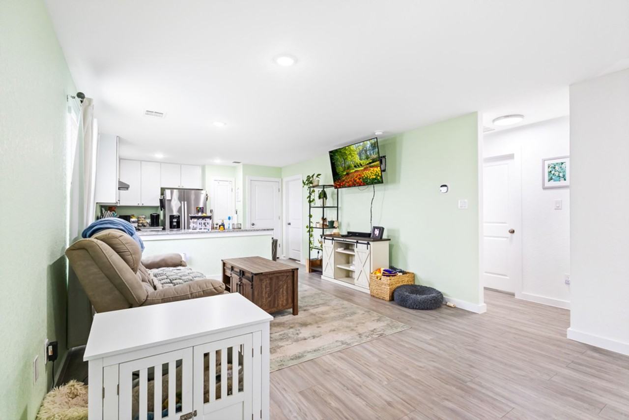 14950 Watson Ml - Photo 5 of 23