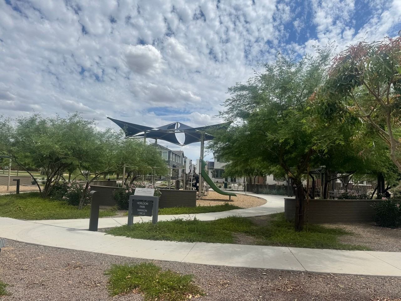 2451 W Maximo Way - Photo 4 of 4