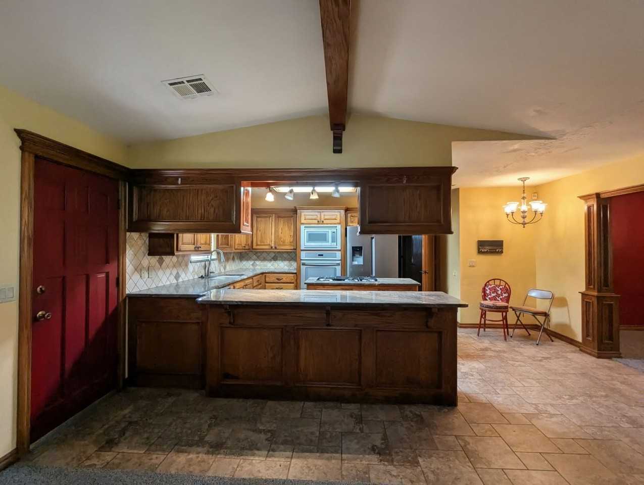 802 N 13th St - Photo 5 of 19