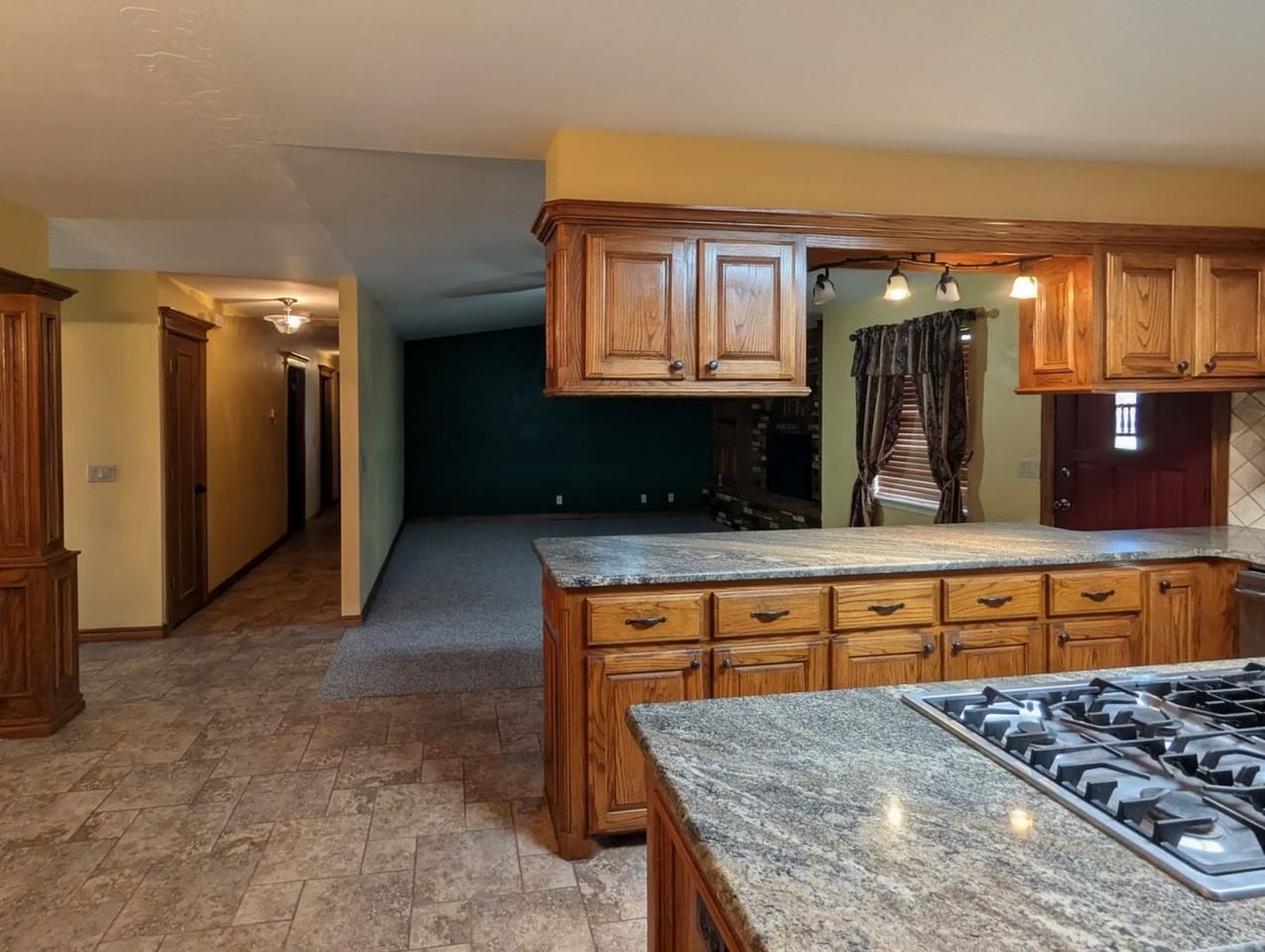 802 N 13th St - Photo 7 of 19