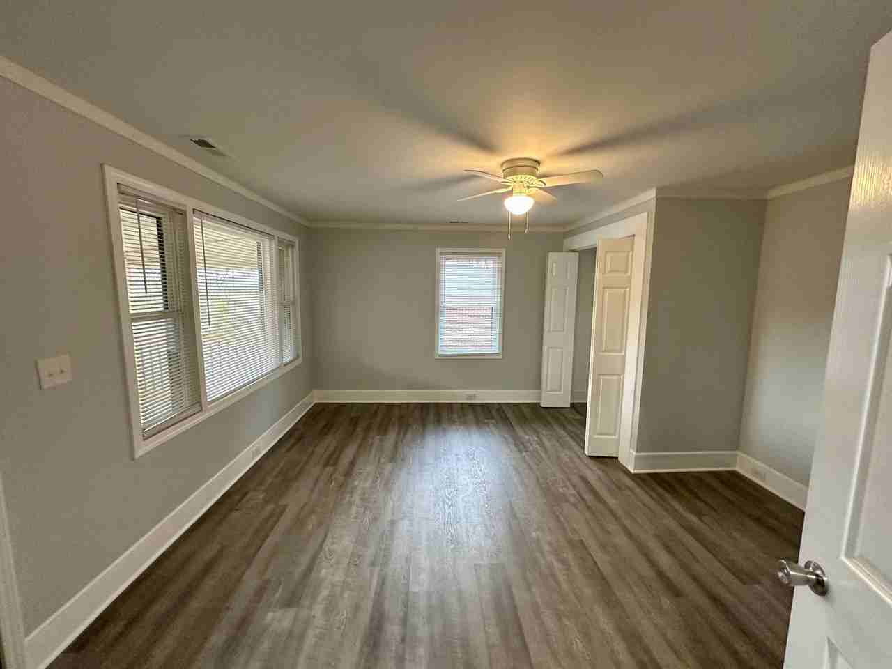 220 Summey St - Photo 2 of 16